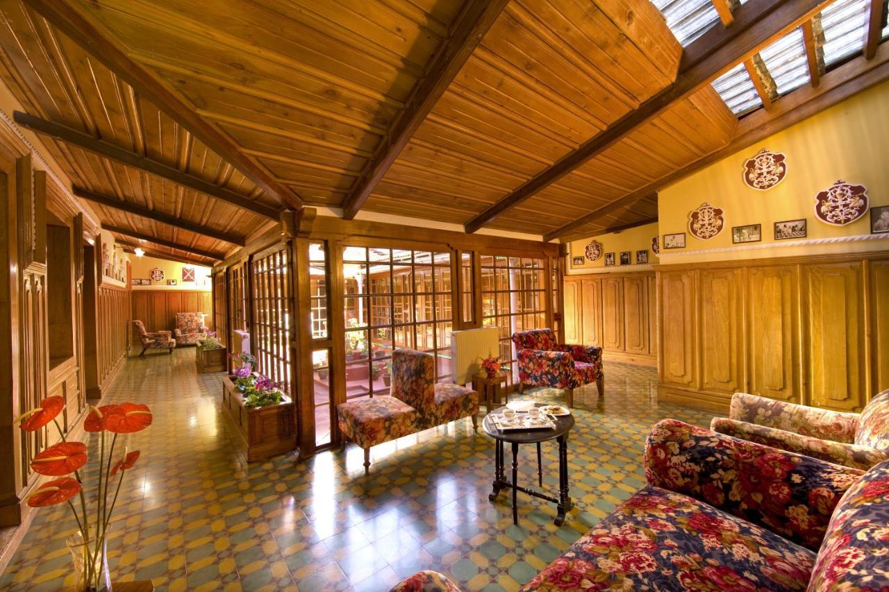 Welcomheritage Fernhills Royal Palace Udagamandalam Exterior photo
