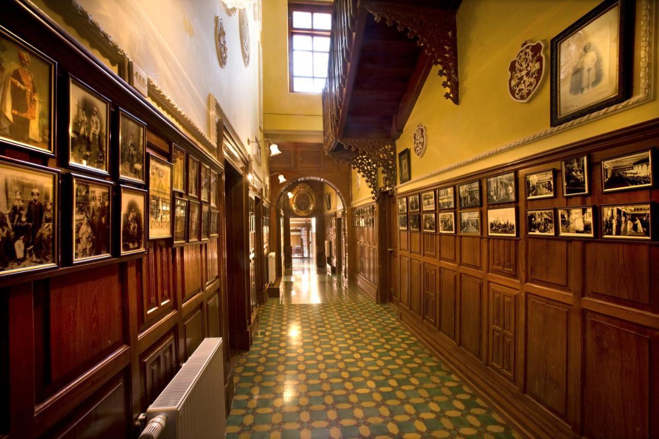 Welcomheritage Fernhills Royal Palace Udagamandalam Exterior photo