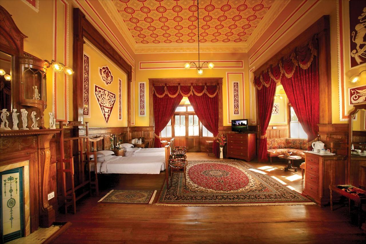 Welcomheritage Fernhills Royal Palace Udagamandalam Exterior photo